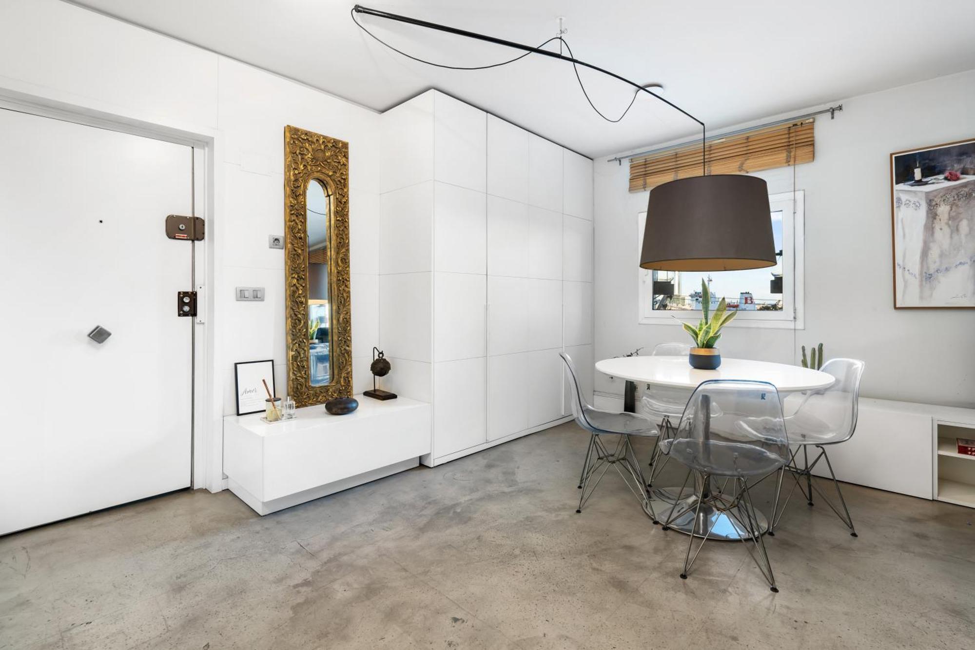 Appartement Bright Ferry Terminal & Ramblas *